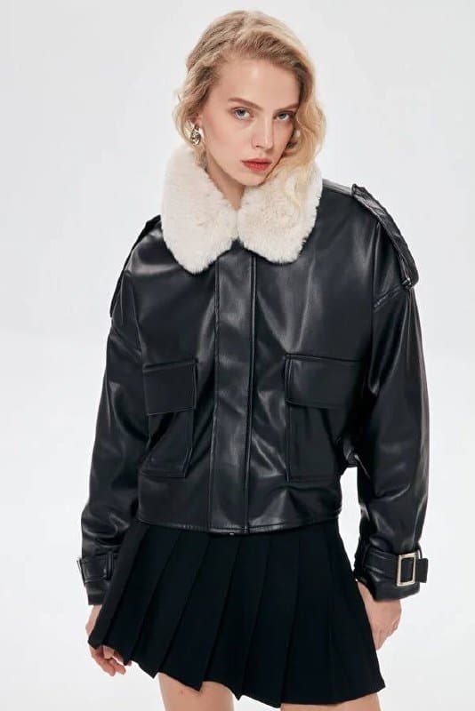 Кожаная куртка с мехом внутри, размер М