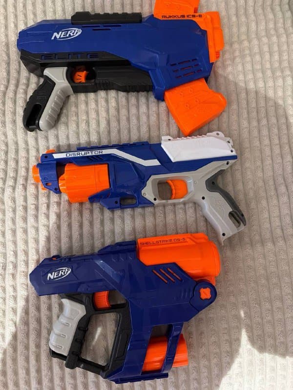Игрушечные пистолеты Nerf