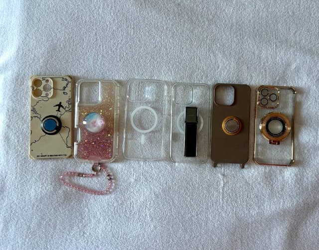 Чехлы для iPhone 16 Pro Max с магнитом и аксессуарами