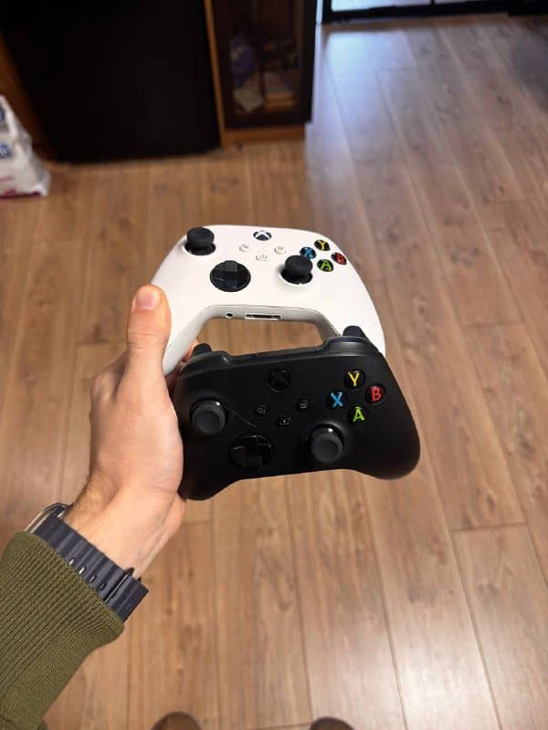 2 геймпада Xbox Series