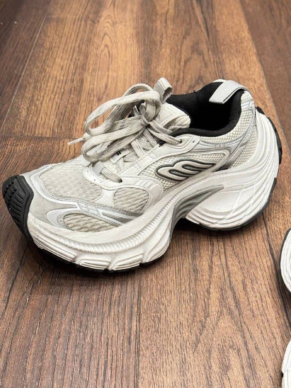 Кроссовки Balenciaga 10XL женские 40 размер 5