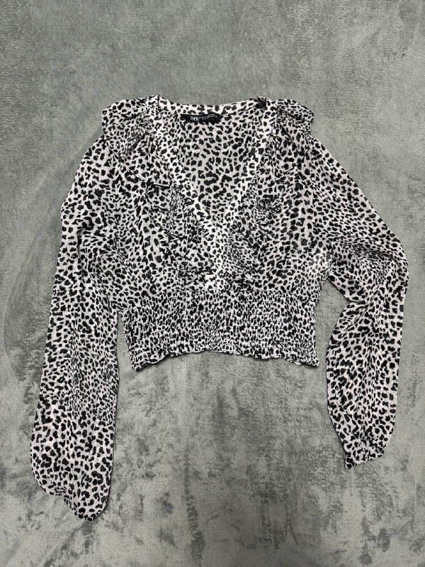 лонгслив Zara, джинсы, блузка, рубашка, топ Zara, юбка, кардиган, джинсы, флисовый костюм 5