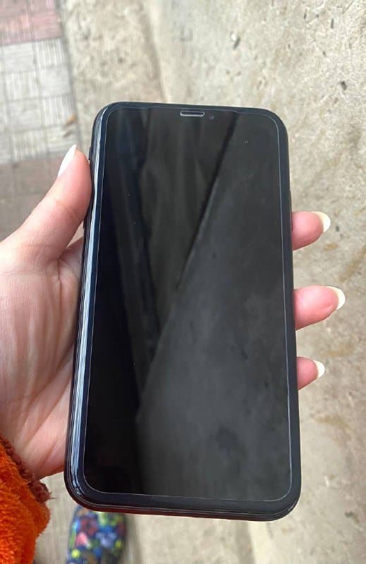 IPhone XR 64 ГБ, чехлы, защитные пленки 1