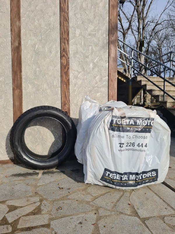 Зимние шины Bridgestone 255/55/19 111T 5