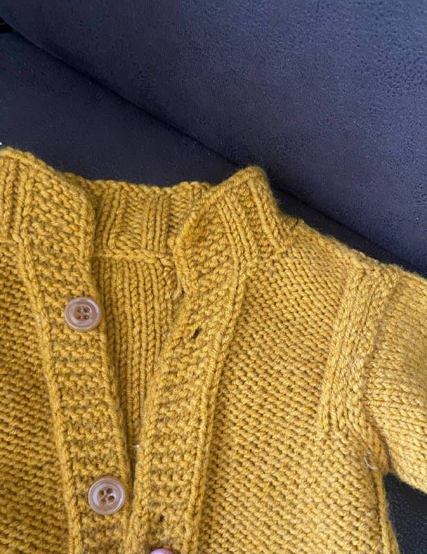 Вязаный костюм для детей 5-9 мес 2