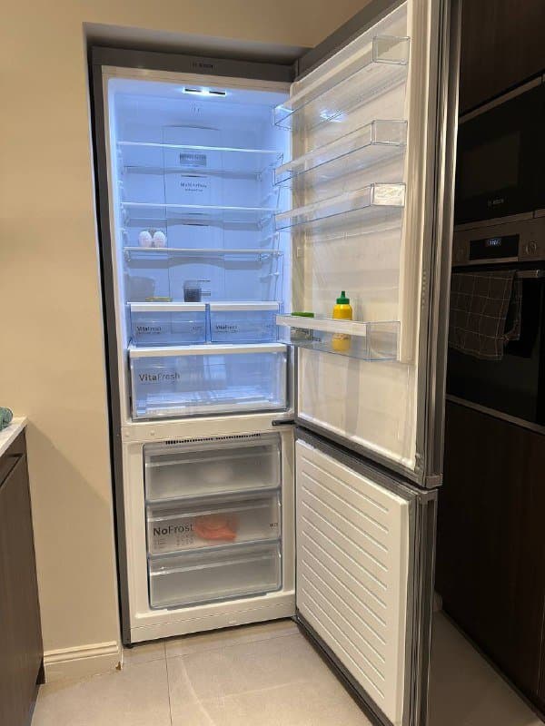 Холодильник BOSCH KGN49XL30U