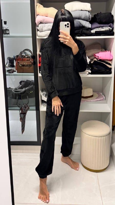 кеды бежевые, ботинки, сумка, платья, костюм, тренч, пальто, куртка, свитеры, лосины, джинсы 4