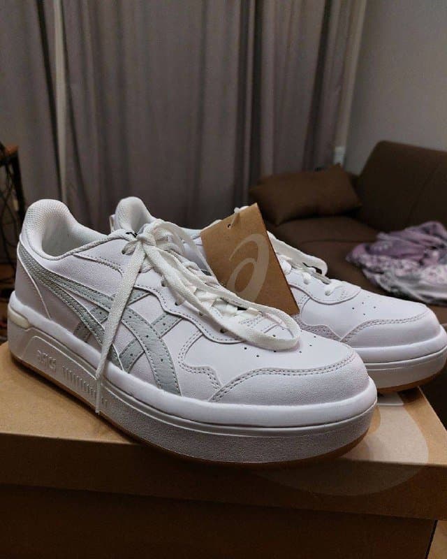 Новые кроссовки Asics JAPAN S ST, размер 45 EUR 2