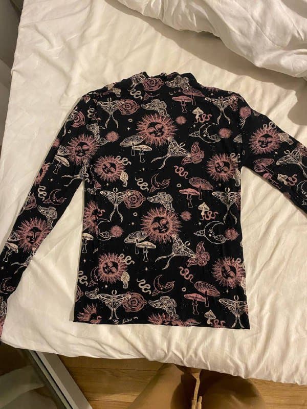 Водолазка, сумка, черное платье, женские лосины, штаны, рубашка, бомбер