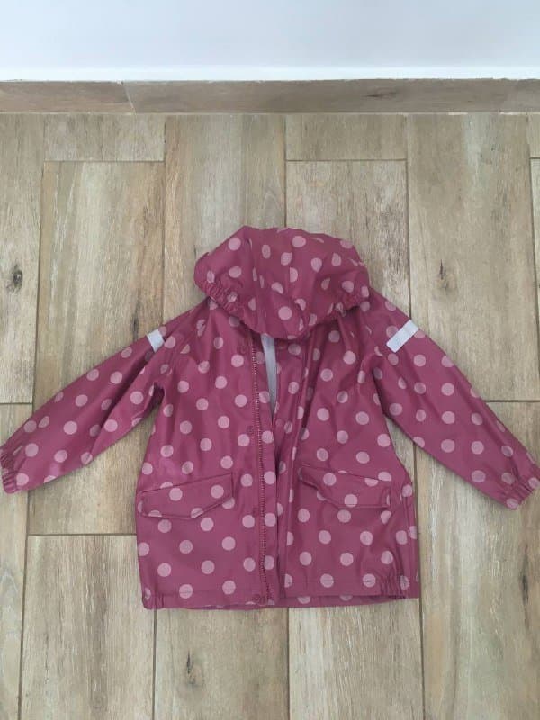 Детская непромокаемая куртка H&M размер 110/116