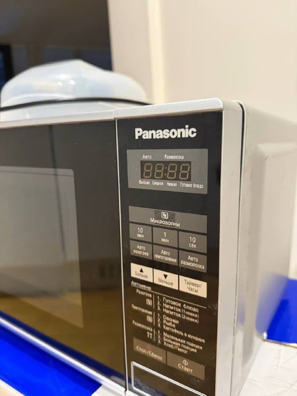 Микроволновка Panasonic NN-ST254M 20л 800W сенсорное управление