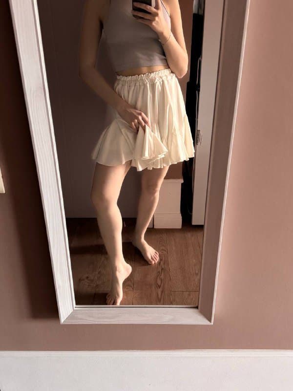 спортивная кофта puma, кофточка с мехом, розовый комбинезон, костюм znwr, спортивная кофточка adidas, юбка, боксерские шорты 7