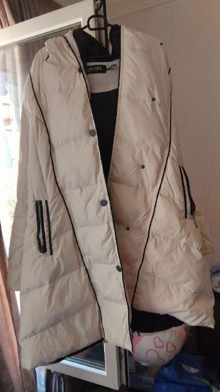 Женская белая куртка