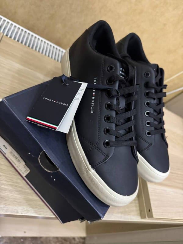 Батинки Tommy Hilfiger мужские новые размер 39-40 3