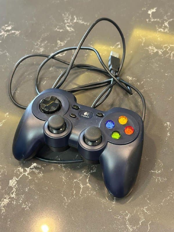 Геймпад Logitech F310 USB