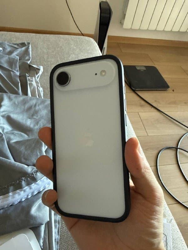 iPhone Air Blue 256 GB