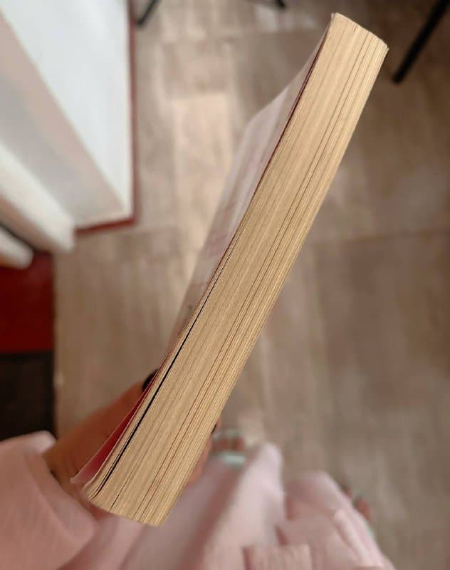 Книги на английском Bad Feminist, The Virgin Suicides 2