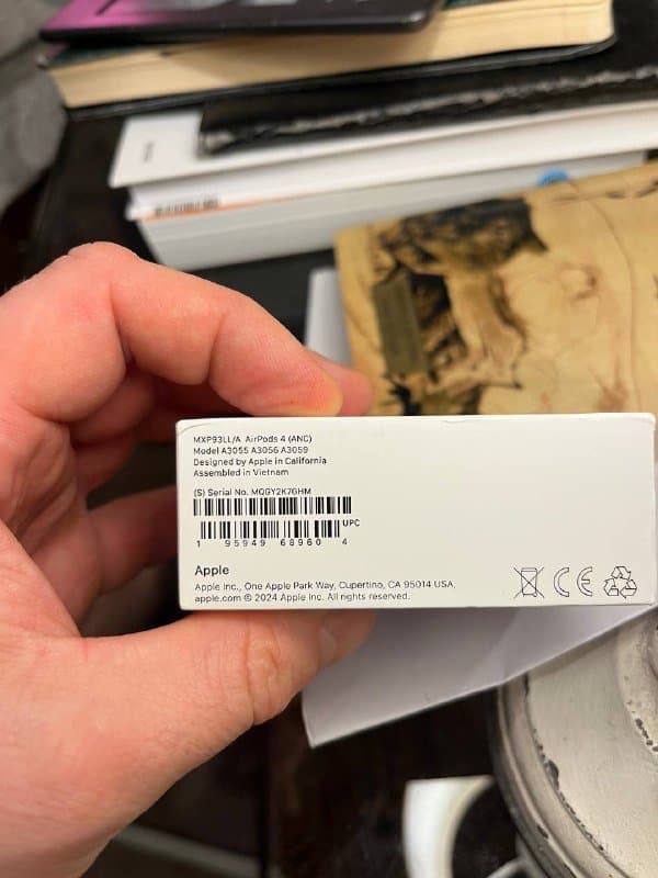 AirPods 4 с шумоподавлением новые оригинальные 2