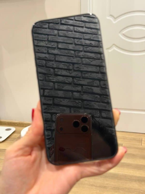 iPhone 15 Pro Max Black Titanium 3