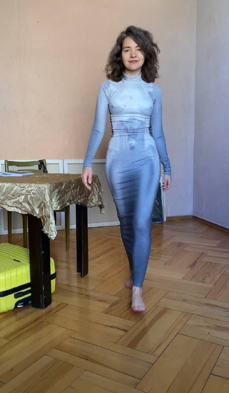 Платье женское голое