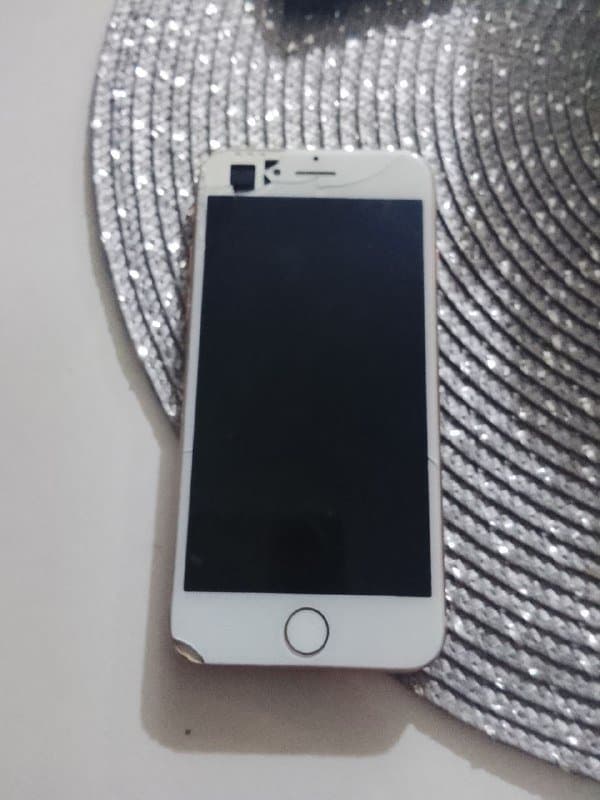 телефоны на запчасти