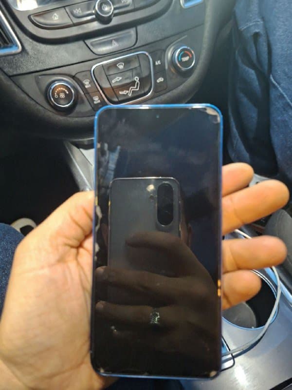 Samsung s25 12/128 3