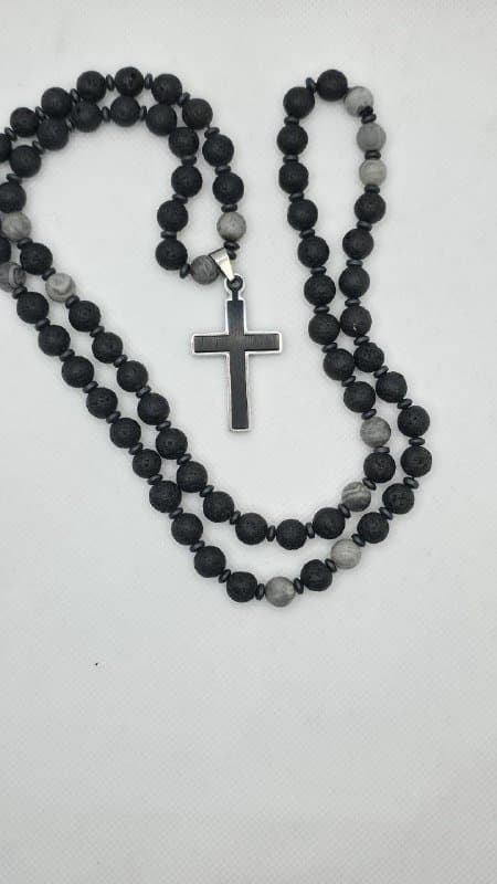 Розарий, нож Victorinox, мотошлем, гарнитура Xbox, Power Bank Xiaomi 10