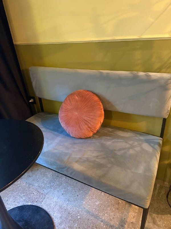 Стильные компактные диванчики, 2 шт 3