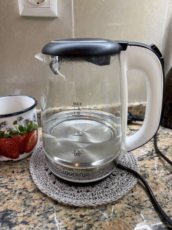 Электрический чайник стеклянный