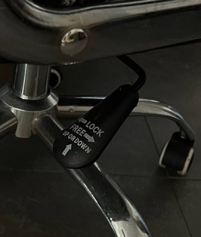 Компьютерное кресло 3