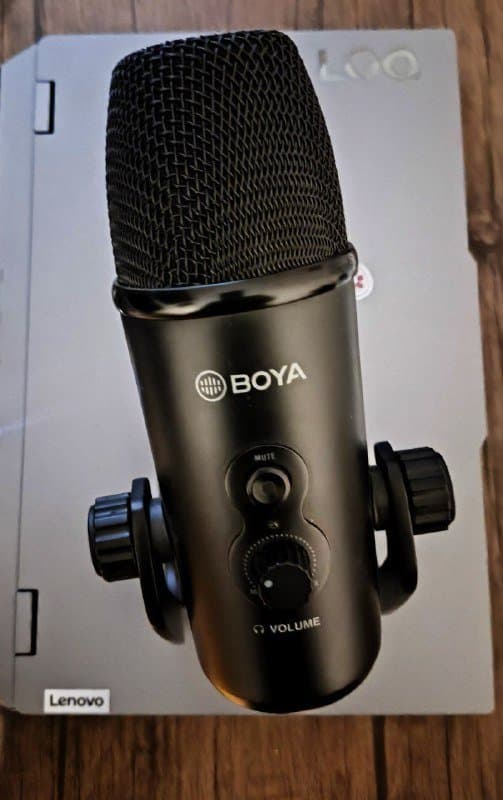 Ноутбук Lenovo LOQ 15IAX9, микрофон Boya BY-PM700 2