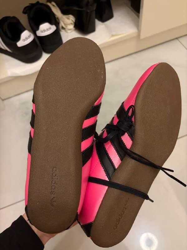 Женские кроссовки Adidas Tokyo ярко-розовые