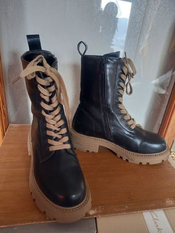 Искуственная шуба Stradivarius S, Эко шуба Bukle M, Куртка Decathlon Quechua XS, Ботинки/сапоги 38, Зимняя куртка парка Меч 8