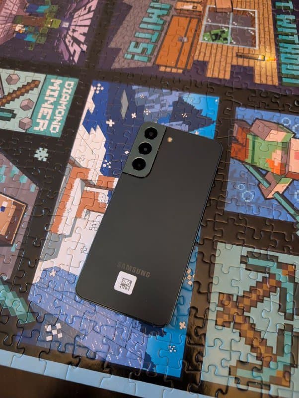 Samsung Galaxy S22 4