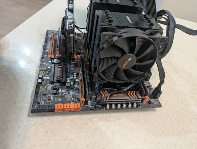 Комплект для компьютера Xeon e5-2678v3, Huananzhi x99-f8d, 128GB RAM, SSD 2TB, блок питания, кулеры, видеокарта, UPS 360Вт