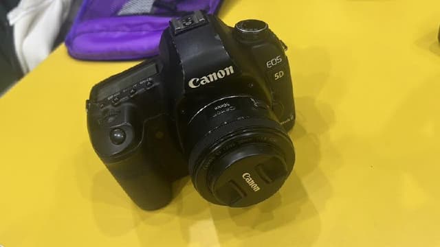 Canon EOS 5D Mark II, объектив 50mm F1.8 STM EF, карта памяти 8GB CF Express