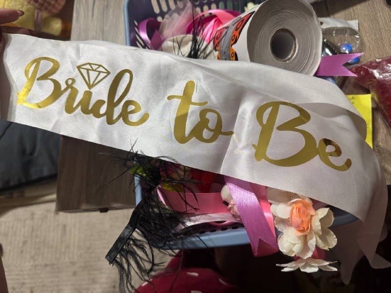 Браслеты, ленточка, булавка для невесты и жениха 4