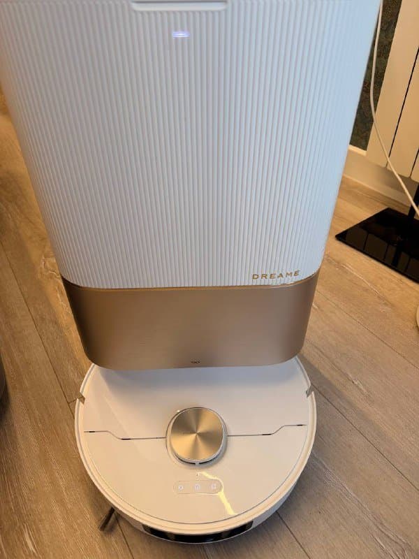 робот пылесос Dreame X40 ultra с насадками и триммером
