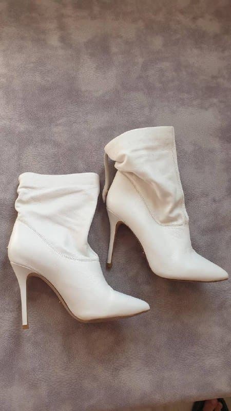 Женские белые ботильоны размер 37