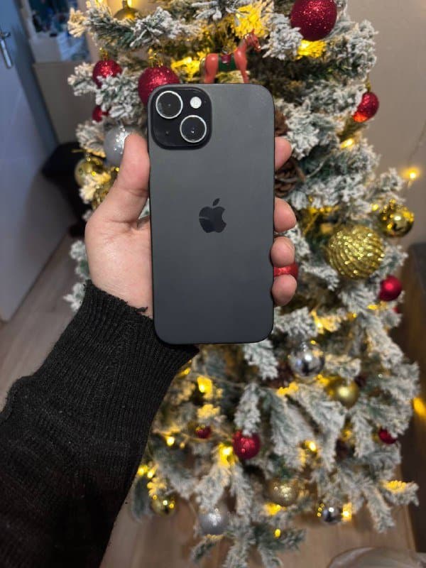 iPhone 15 black 128GB sim e sim 5