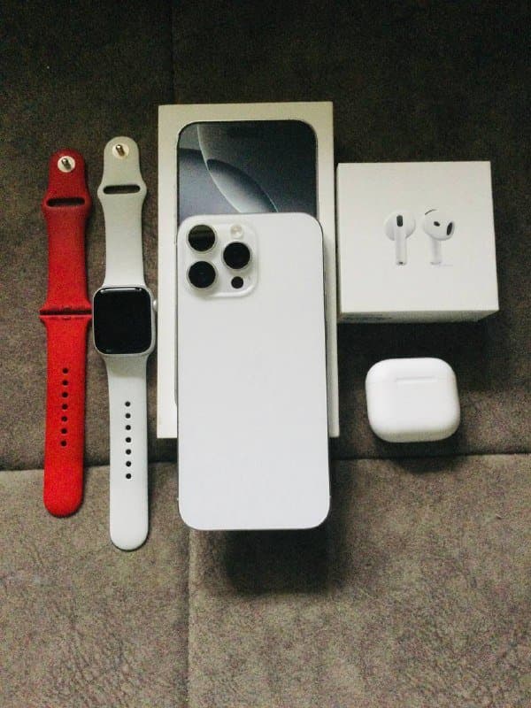 IPhone 16 Pro Max 256GB, AirPods 3, Apple Watch 8