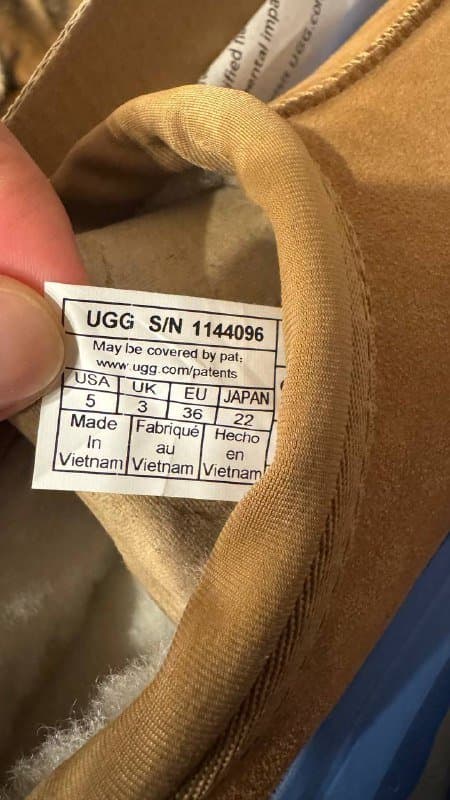 Новые угги размер 34-35 3