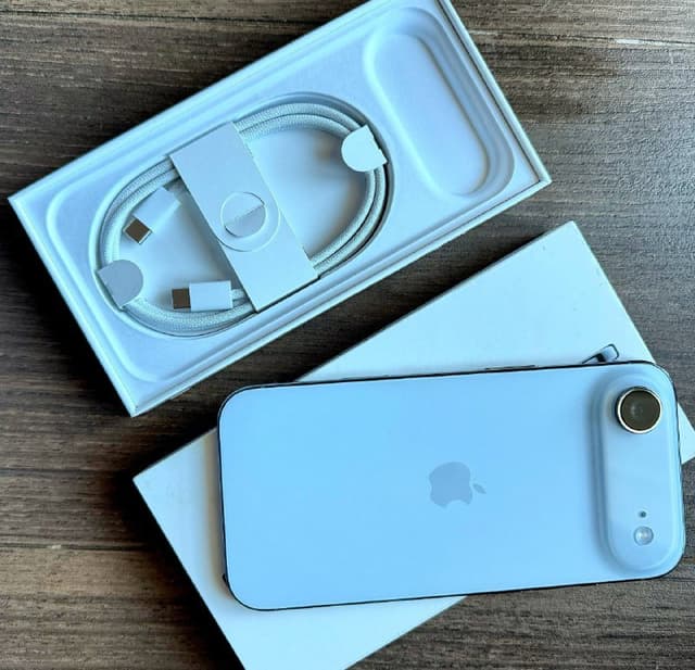 Телефон IPhone 17 Air белый 256GB