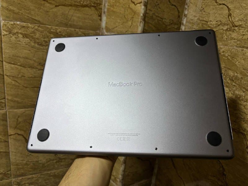 MacBook Pro M1 PRO 16/512 7