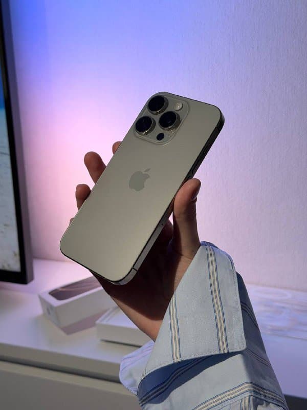 iPhone 16 Pro 256 GB, Natural Titanium, Sim+Esim