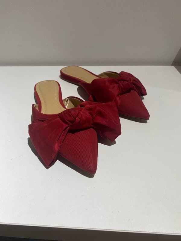 Обувь женская 36 размер красная и черная