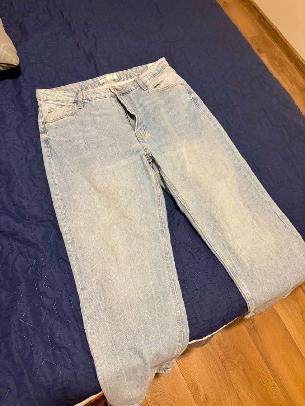 Теплая рубашка, синяя и черная джинсовки, джинсы 5