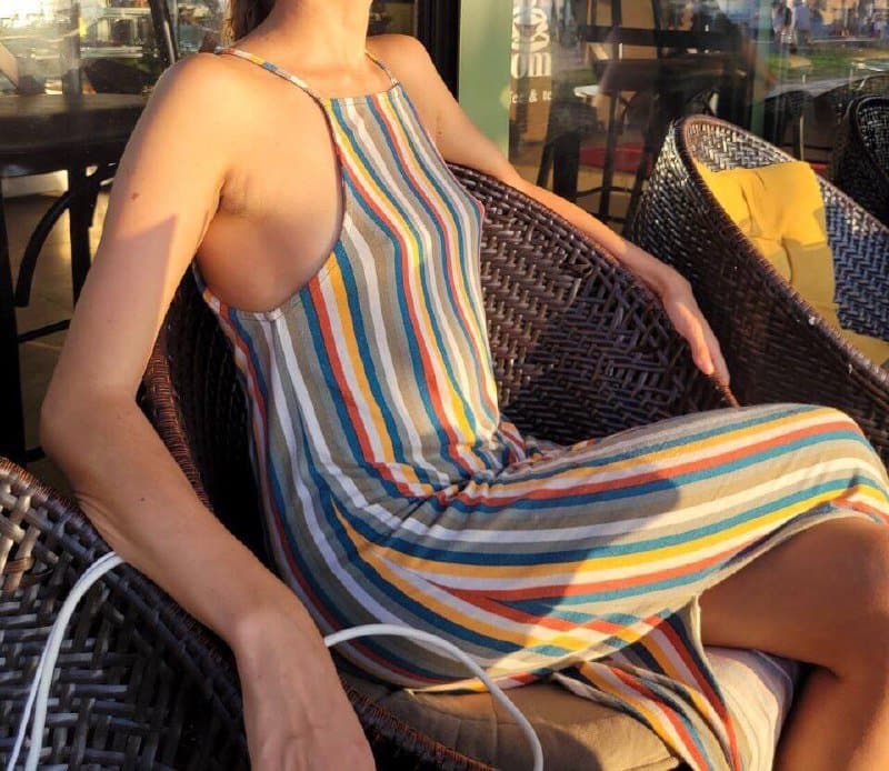 Фиолетовая юбка, юбка с маками, красная рубашка, юбка с цветочками, полосатое платье, черное кружевное платье, короткое черное платье 6