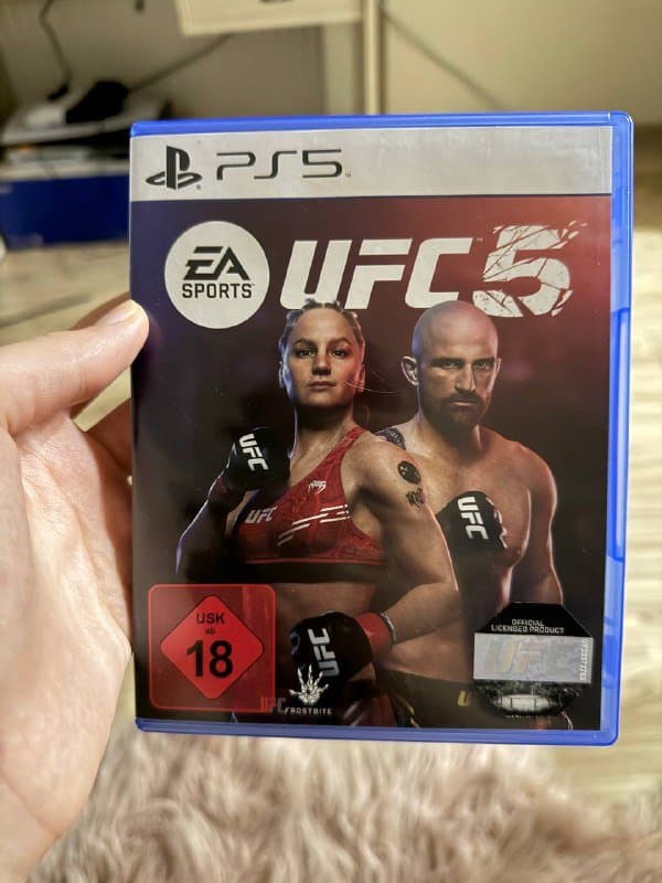 UFC 5 диск на PS5