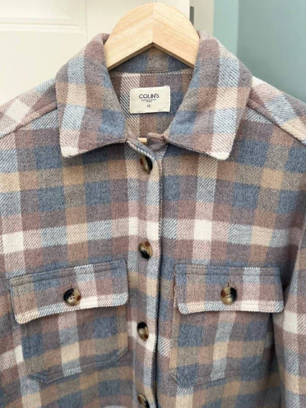 Водолазка, женский плащ Benetton, пальто Colin’s 44 размер